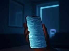 Best Trick Photography Apps That’ll Blow Your Friends’ Minds "Clumsy hand fumbling a levitating phone with glitchy illusions, 1x1 ratio."